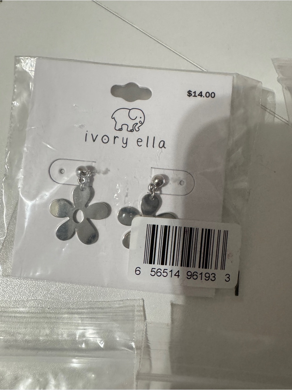 Earrings bundle - Picture 6 of 6